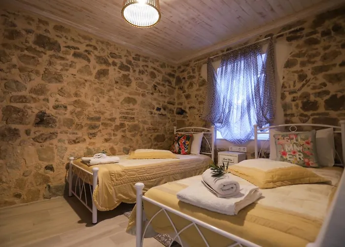 Olive Grove Deluxe Ferienhaus Agnítsini