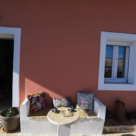 Olive Grove Deluxe Agnítsini
