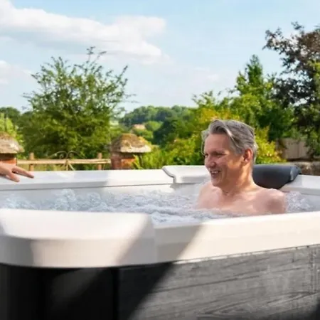 Olive Grove Deluxe Agnítsini