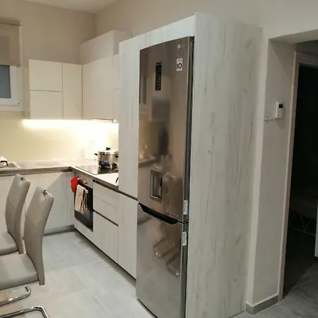 Olive Grove Deluxe Agnítsini