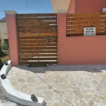 Olive Grove Deluxe Casa de Férias Agnítsini