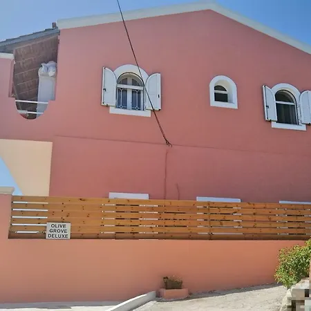 Olive Grove Deluxe Casa de Férias Agnítsini